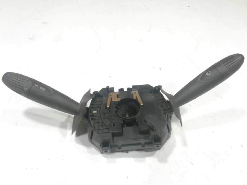 Recambio de mando luces para fiat doblo i cargo 1.3 jtd sx furgón referencia OEM IAM PBTA223 11L06 