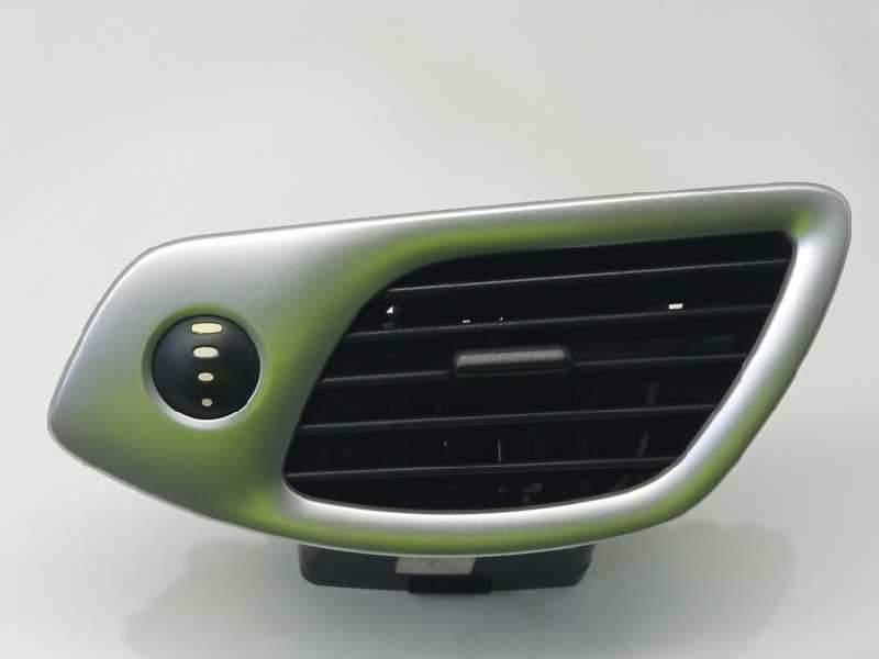Recambio de aireador derecho para renault scenic iii 1.4 tce referencia OEM IAM 130502277  