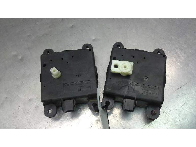 Recambio de motor de trampillas para nissan x-trail (t31) le referencia OEM IAM  3J010 30850 3K010 30840