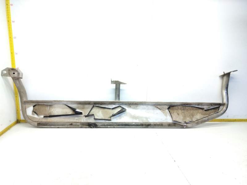 Recambio de estribo para nissan terrano/terrano.ii (r20) 2.7 turbodiesel referencia OEM IAM   