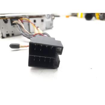 Recambio de sistema audio / radio cd para volkswagen golf iv (1j1) 1.6 16v referencia OEM IAM 1J0035152  