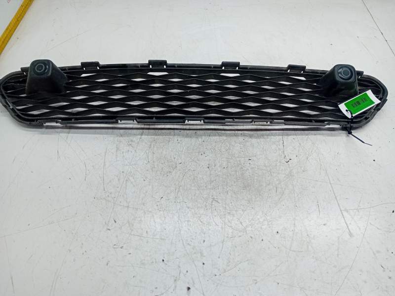 Recambio de rejilla paragolpes central para nissan x-trail (t32) 1.6 dci turbodiesel cat referencia OEM IAM   