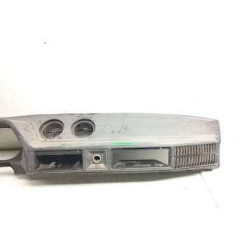 Recambio de salpicadero para seat 127 0.9 referencia OEM IAM 4377282  