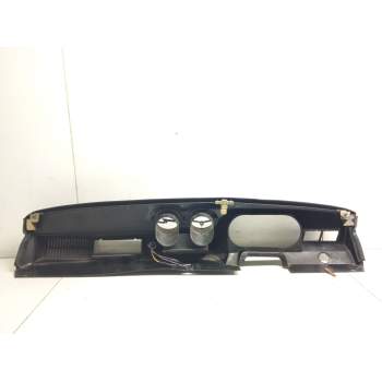 Recambio de salpicadero para seat 127 0.9 referencia OEM IAM 4377282  