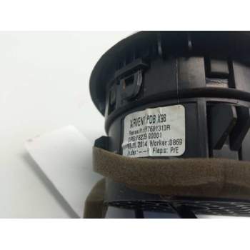 Recambio de aireador derecho para renault clio iv dynamique referencia OEM IAM 687601310R  