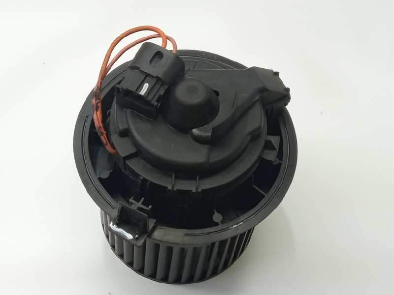 Recambio de motor calefaccion para renault clio iv dynamique referencia OEM IAM L1T1029527H 224968  
