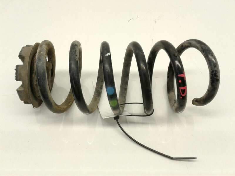 Recambio de muelle suspension trasera para renault clio iv dynamique referencia OEM IAM   