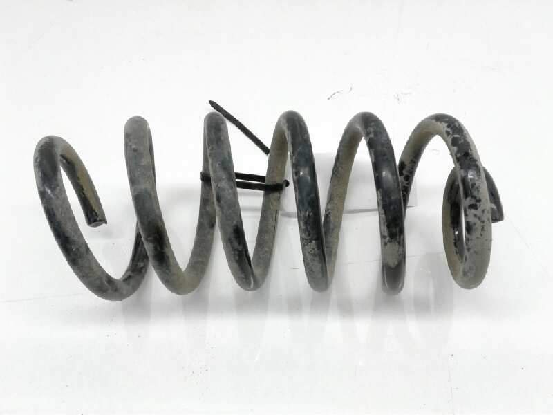 Recambio de muelle suspension trasera para renault clio iv dynamique referencia OEM IAM   