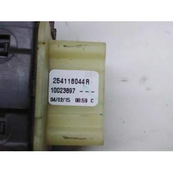 Recambio de mando elevalunas delantero izquierdo para renault clio iv authentique referencia OEM IAM 254118044R  