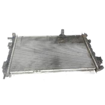 Recambio de radiador agua para opel combo (corsa c) familiar referencia OEM IAM 13100381  