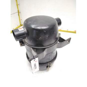 Recambio de caja filtro de aire para iveco daily caja abierta referencia OEM IAM 431045752  MANN