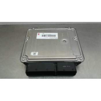 Recambio de centralita motor uce para opel astra j lim. cosmo referencia OEM IAM 55583654 1039S44148 0281018454