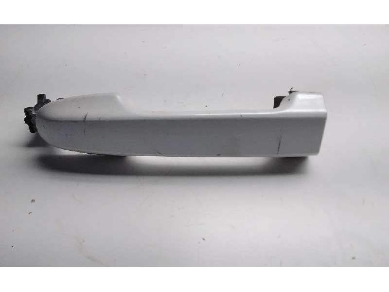 Recambio de maneta exterior delantera izquierda para toyota auris hybrid active referencia OEM IAM 6921102924  