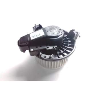 Recambio de motor calefaccion para toyota auris hybrid active referencia OEM IAM AV272W7008084  