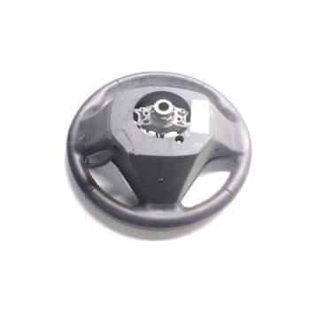 Recambio de volante para toyota auris hybrid active referencia OEM IAM 622837800  