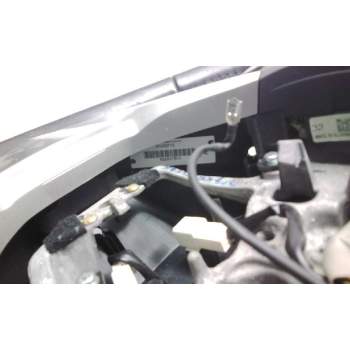 Recambio de volante para toyota auris hybrid active referencia OEM IAM 622837800  