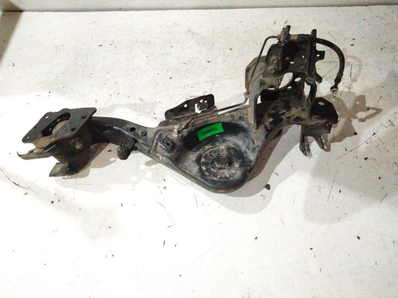Recambio de brazo suspension trasero central derecho para nissan qashqai (j10) tekna referencia OEM IAM   