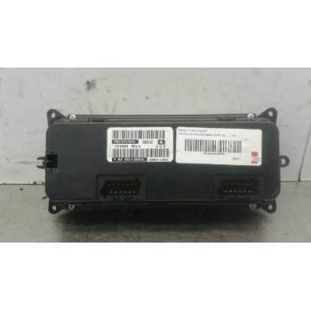 Recambio de mando climatizador para chrysler voyager (rg) 2.5 crd se referencia OEM IAM 12239589  