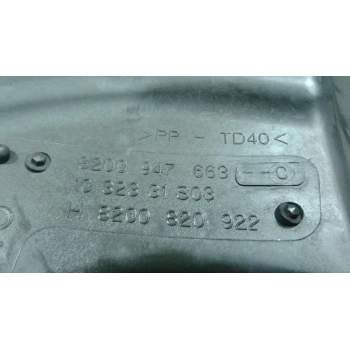 Recambio de caja filtro de aire para renault megane iii berlina 5 p authentique referencia OEM IAM 8200947663  