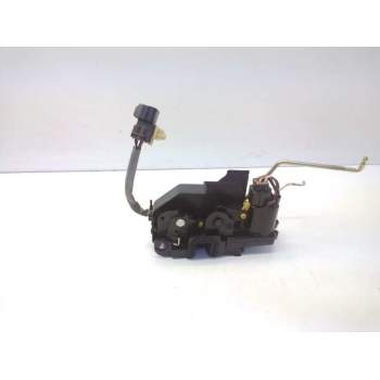Recambio de cerradura puerta delantera derecha para hyundai getz (tb) 1.1 básico referencia OEM IAM 813201C000  
