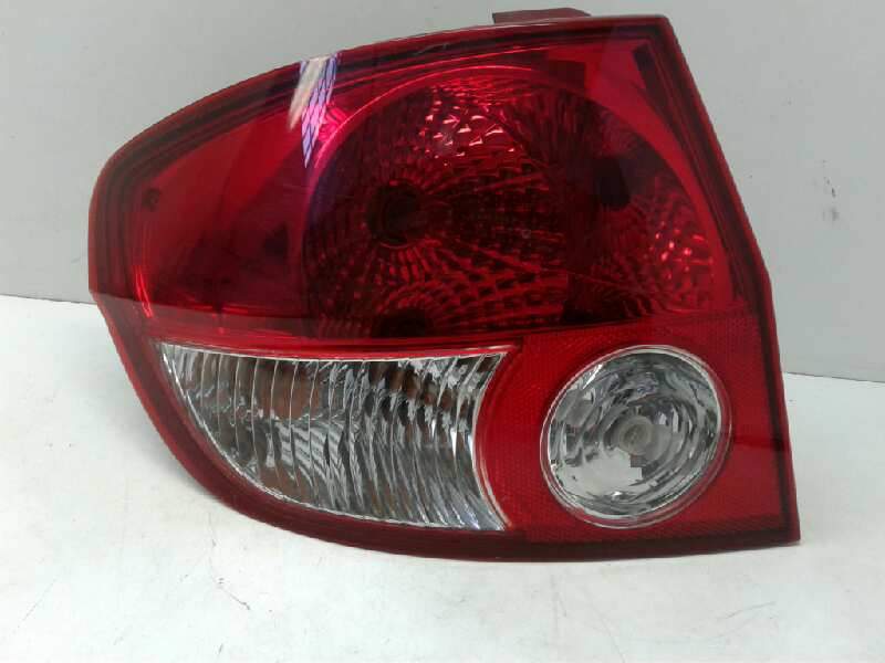 Recambio de piloto trasero izquierdo para hyundai getz (tb) 1.1 básico referencia OEM IAM 024011C  