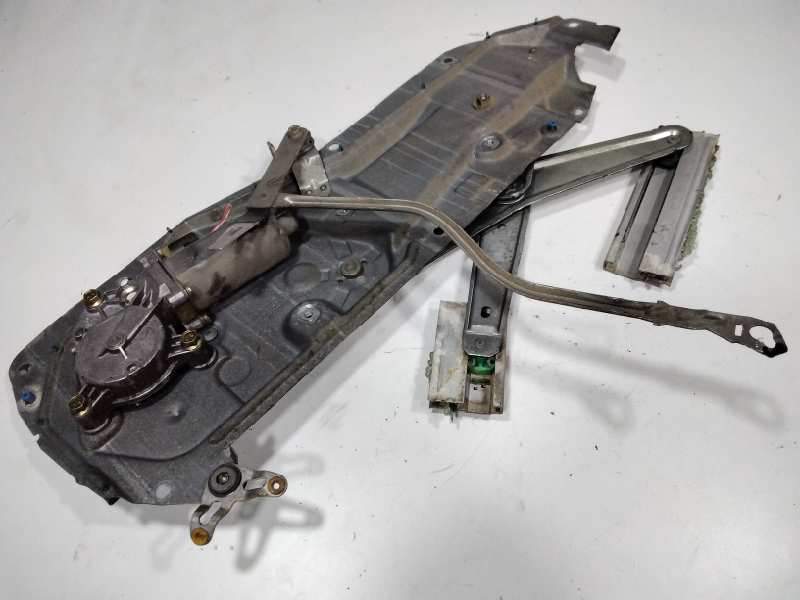 Recambio de elevalunas trasero izquierdo para volvo serie 850 tdi berlina referencia OEM IAM 6800789  