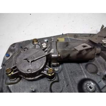 Recambio de elevalunas trasero izquierdo para volvo serie 850 tdi berlina referencia OEM IAM 6800789  