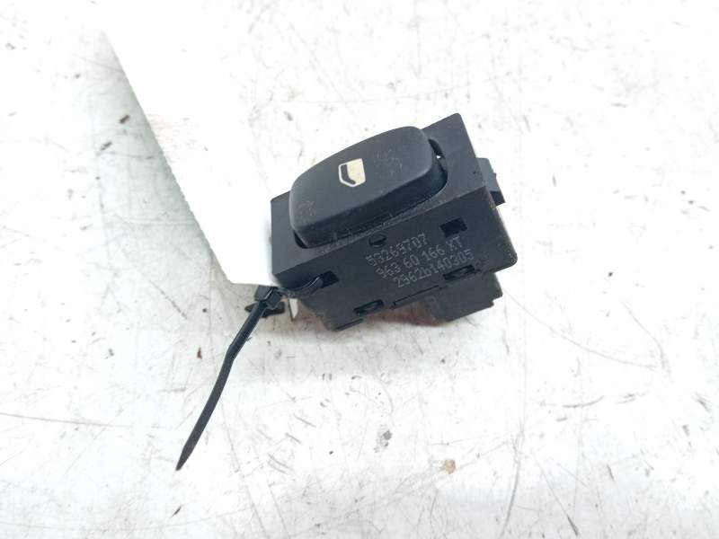 Recambio de mando elevalunas delantero derecho para peugeot 407 sw st confort pack referencia OEM IAM 96360166XT  