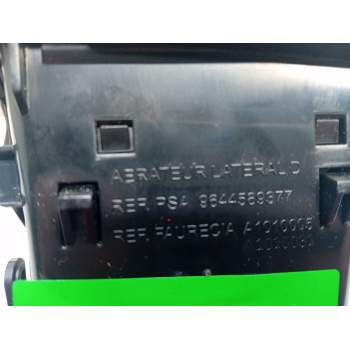 Recambio de aireador derecho para peugeot 407 st sport referencia OEM IAM 9644589377  