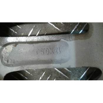 Recambio de llanta aluminio para chrysler sebring berlina crd limited referencia OEM IAM 17 5TORNILLOS  