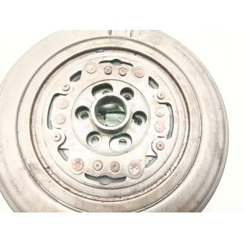 Recambio de volante motor para audi a3 mk4 referencia OEM IAM 04E105266  
