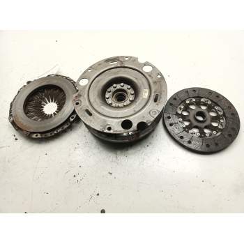 Recambio de volante motor para audi a4 berlina (8w2) referencia OEM IAM OCS405266H  