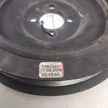 Recambio de polea cigueñal para opel insignia berlina excellence referencia OEM IAM 55563401  