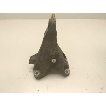 SOPORTE MOTOR DERECHO INFERIOR 2211678191601 
