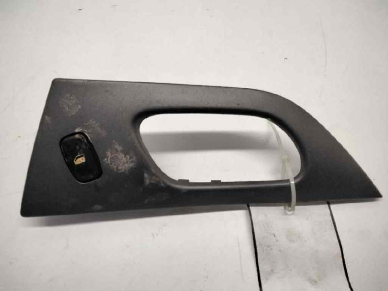 Recambio de mando elevalunas trasero derecho para peugeot 407 st confort referencia OEM IAM   