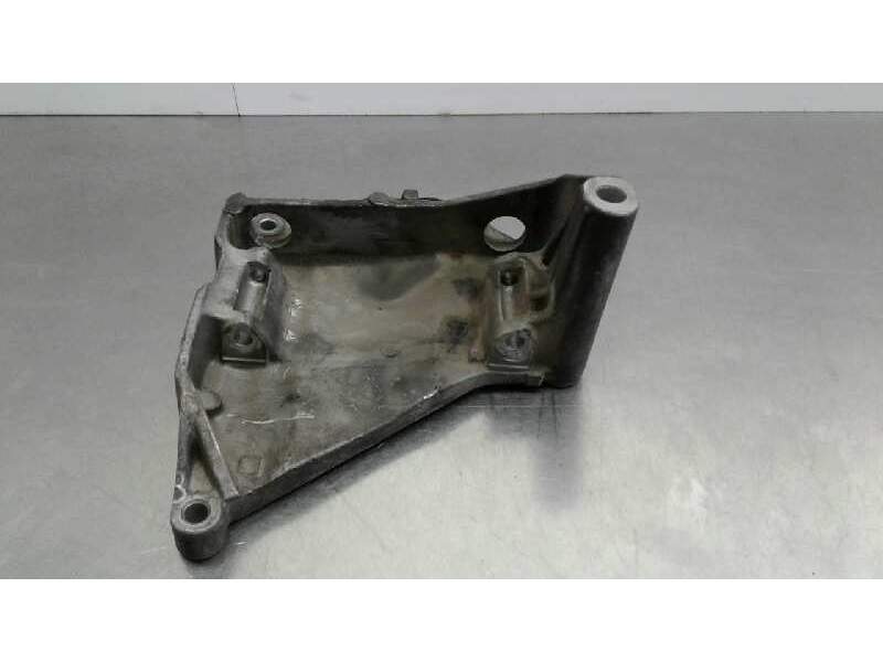 Recambio de soporte alternador para volkswagen touareg (7la) tdi r5 referencia OEM IAM 070903143C  