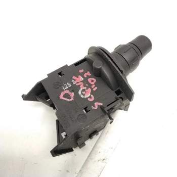 Recambio de mando luces para renault scenic ii 1.5 dci diesel referencia OEM IAM   