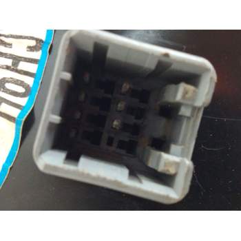 Recambio de retrovisor izquierdo para kia carens 2.0 crdi ex monovolumen referencia OEM IAM   