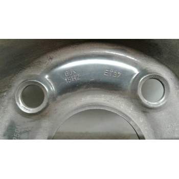 Recambio de llanta hierro para audi 80 avant básico berlina referencia OEM IAM 15 5TORNILLOS  