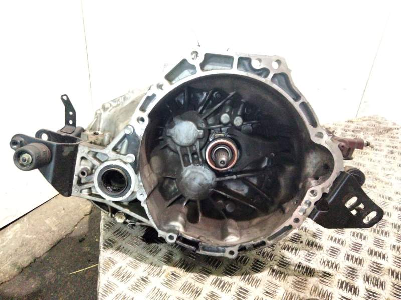 Recambio de caja cambios para toyota auris referencia OEM IAM 3030012F10  