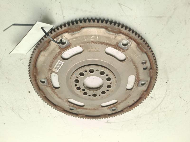 Recambio de volante motor para volvo v90 cross country referencia OEM IAM 31437539  