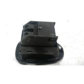 Recambio de mando limpia para dacia logan laureate referencia OEM IAM   