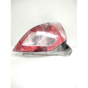 Recambio de piloto trasero izquierdo para renault megane ii berlina 5p confort authentique referencia OEM IAM 8200073236  