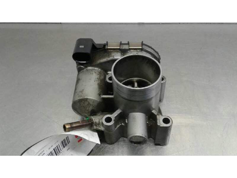 Recambio de cuerpo de mariposa para seat ibiza (6k1) stella referencia OEM IAM 030133062A  