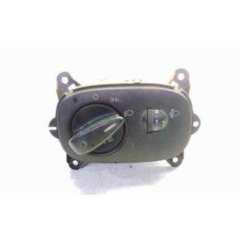 MANDO LUCES YC1T13A024BB 04052811 010110B