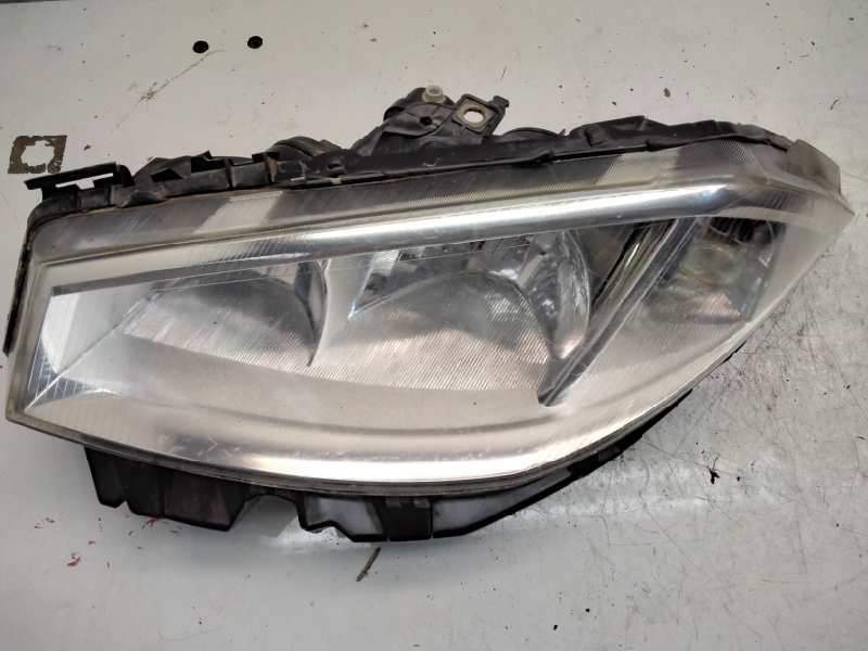 Recambio de faro izquierdo para renault megane ii classic berlina pack authentique referencia OEM IAM   