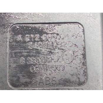 Recambio de enganche cinturon trasero central para mercedes-benz clase e (w212) lim. referencia OEM IAM A2128600469  