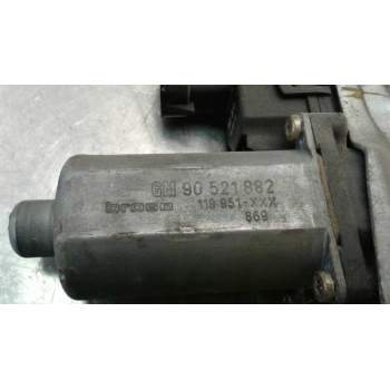 Recambio de elevalunas delantero derecho para opel astra f berlina básico referencia OEM IAM 90521882 868810 