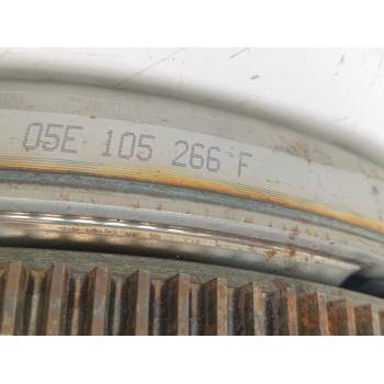 Recambio de volante motor para volkswagen tiguan referencia OEM IAM 05E105266F  
