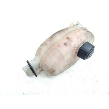 Recambio de deposito expansion para renault trafic caja cerrada dci cat referencia OEM IAM 77003128900  